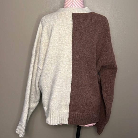 Abercrombie & Fitch sweater two toned colorblock brown cream cardigan A&F - L - Picture 4 of 10